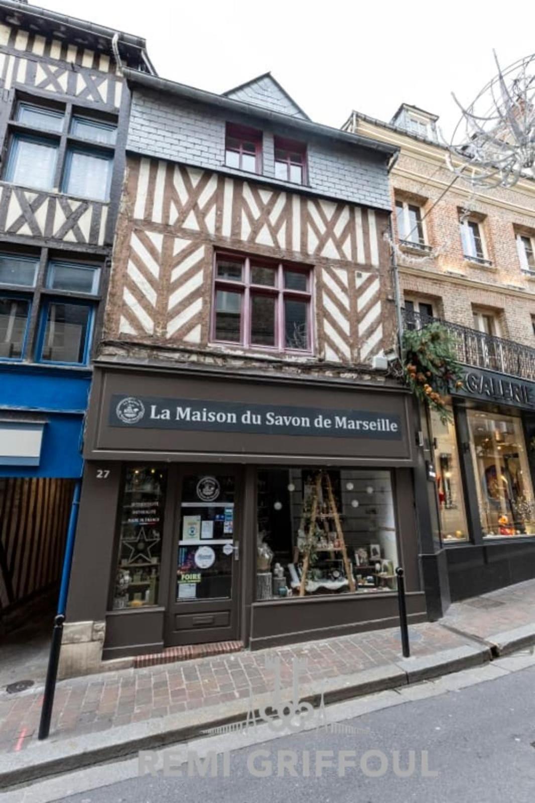Апартаменты La Cachette De Lucie Heart Of Honfleur 100M From The Port 2 Guests Экстерьер фото